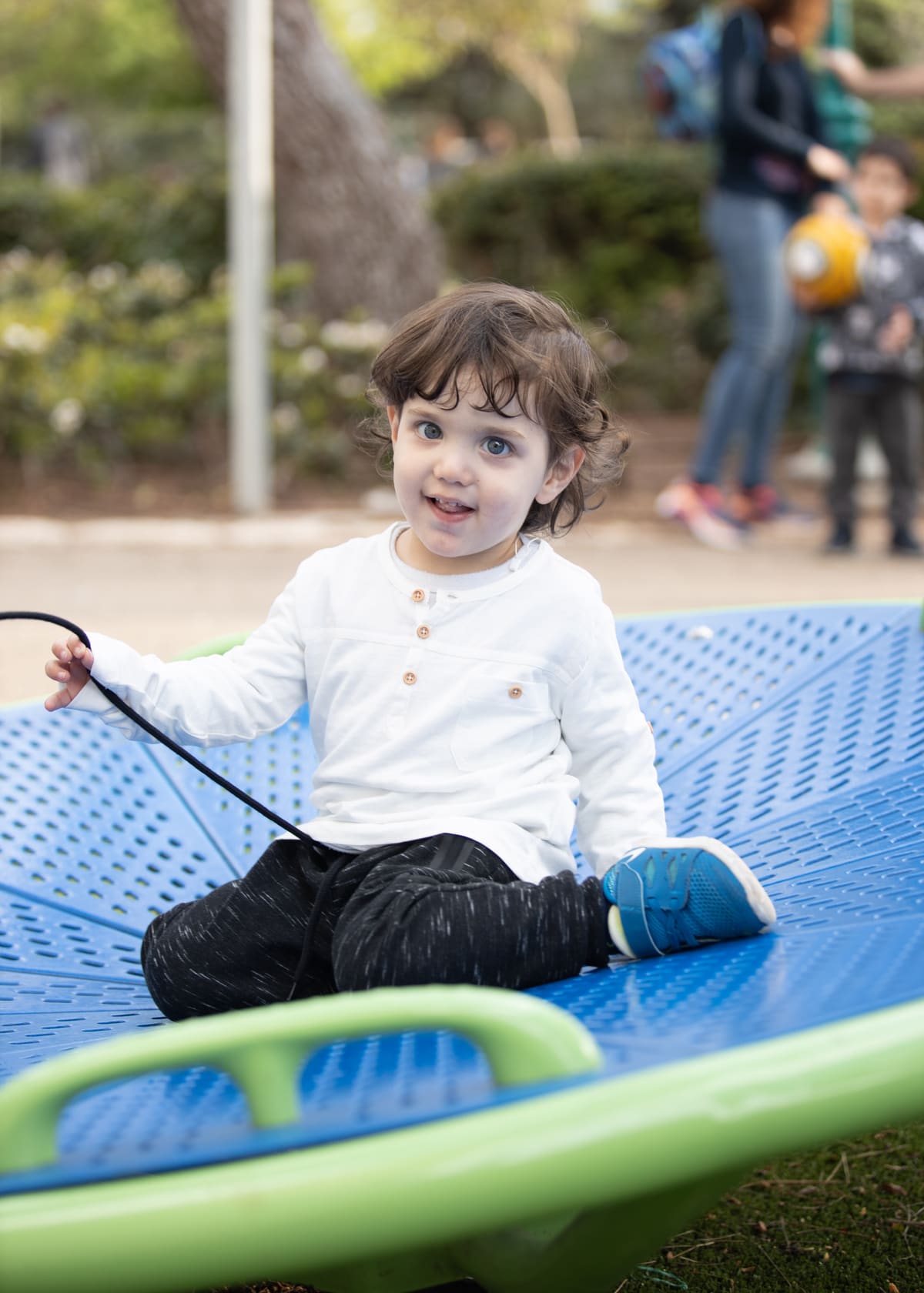 Family portrait with natural expressions