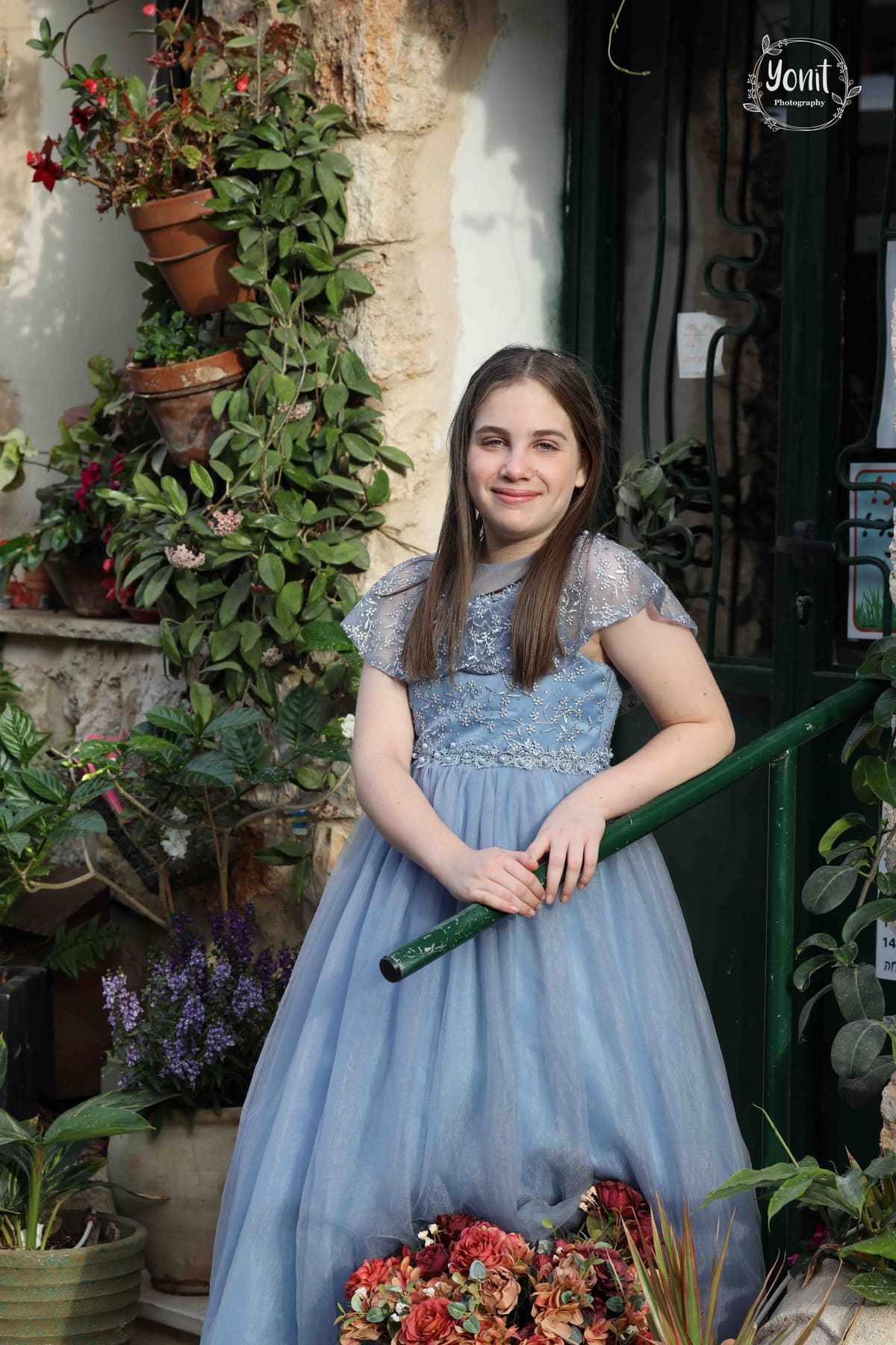 Individual portrait with clean editorial feel